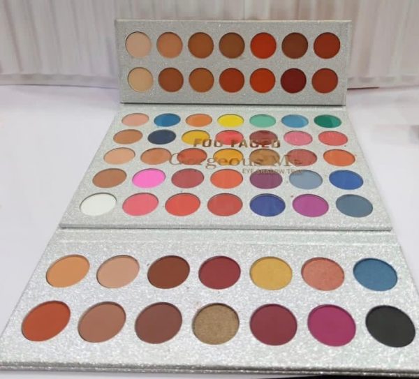 Gorgeous Eye Shadow Kit