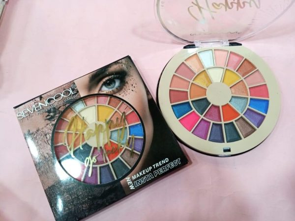 Seven Cool Eye Shadow Kit